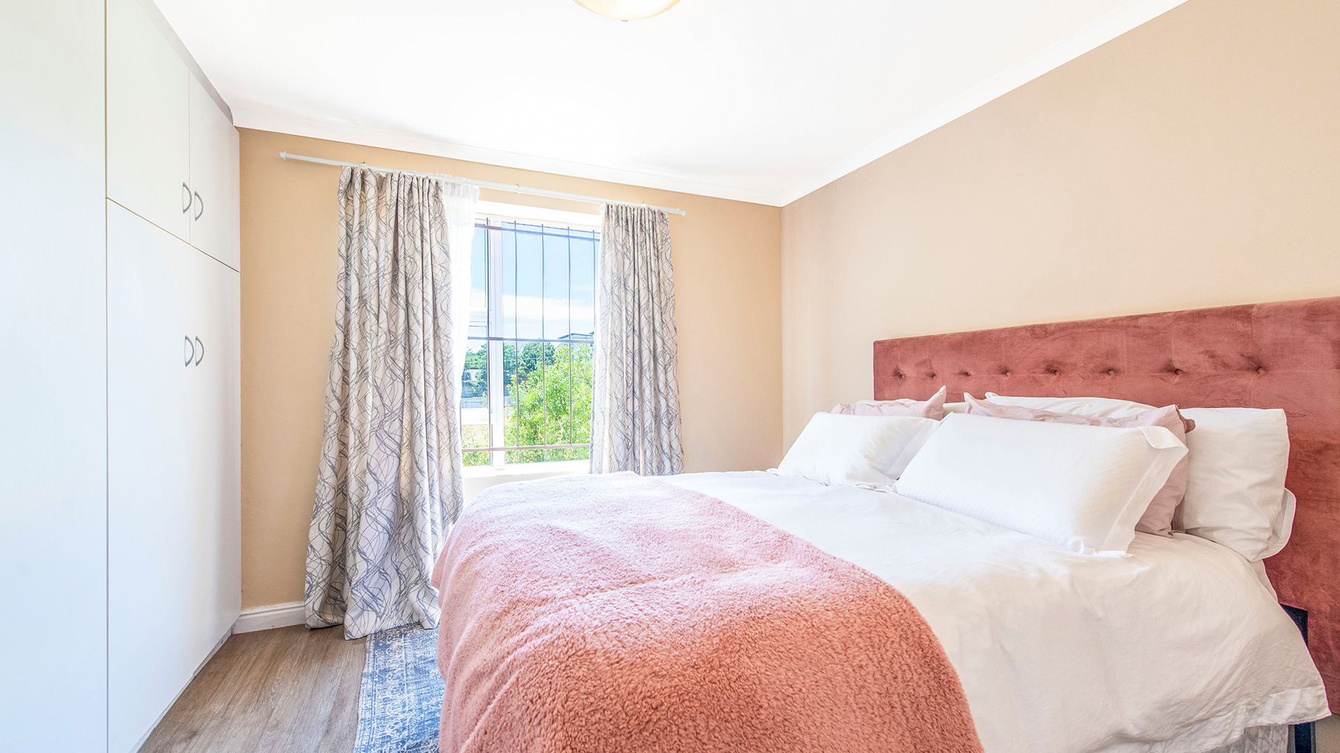 2 Bedroom Property for Sale in Okennedyville Western Cape